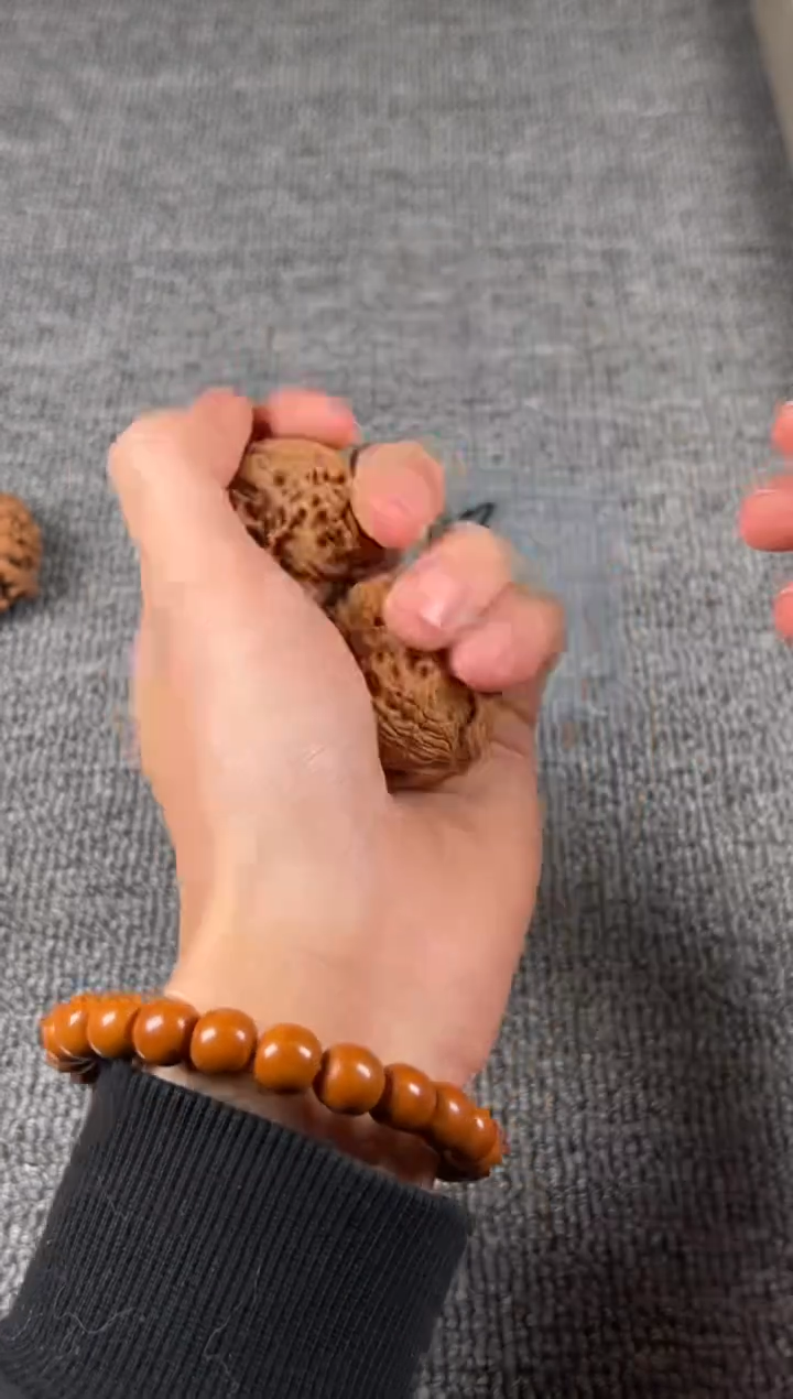 吊坠文玩核桃精品40尺球疆12号