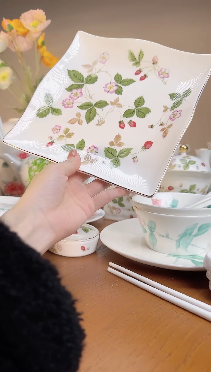 【闪购商品】高骨瓷8.5寸大波浪高骨瓷8.5寸大波浪