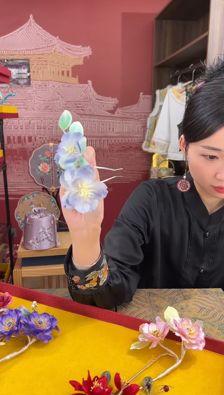 【闪购商品】刺绣非遗绒花（发饰）