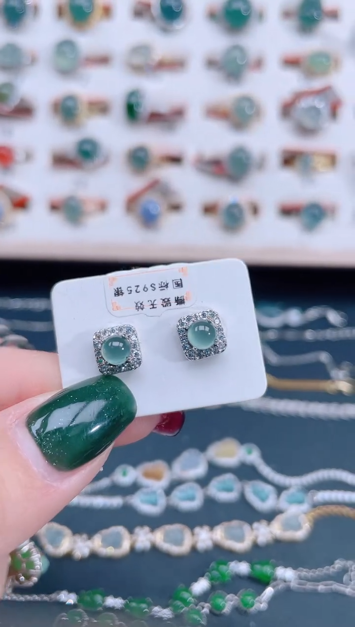 银S925镶嵌翡翠耳饰天然翡翠