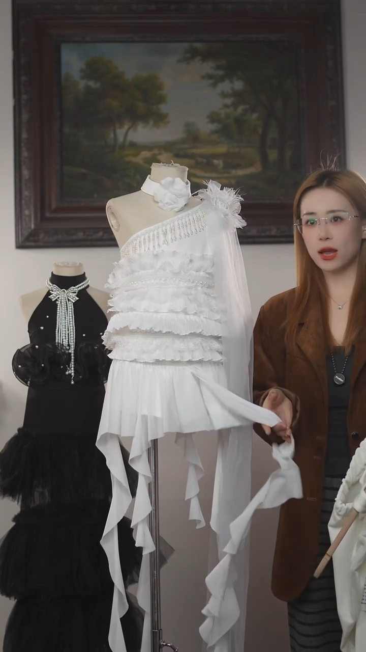 均码白色腰帘+随机彩色腰帘艺桐轩儿童潮服