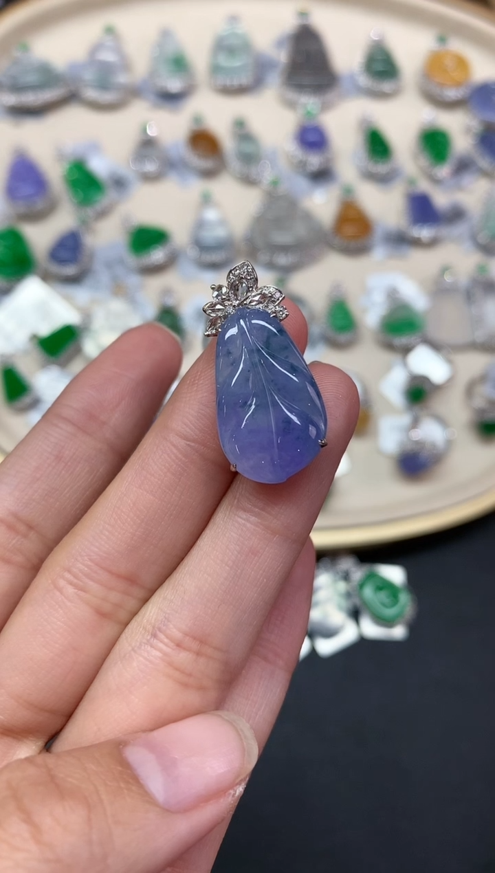 【闪购商品】翡翠吊坠(不含链)18K金镶嵌吊坠A48|22800