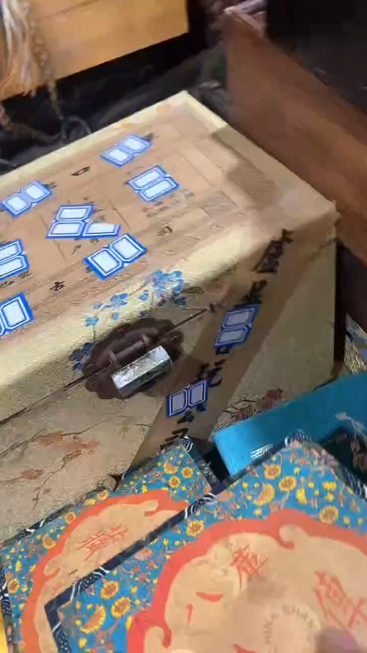 织绣箱-------（晓晓甄选）