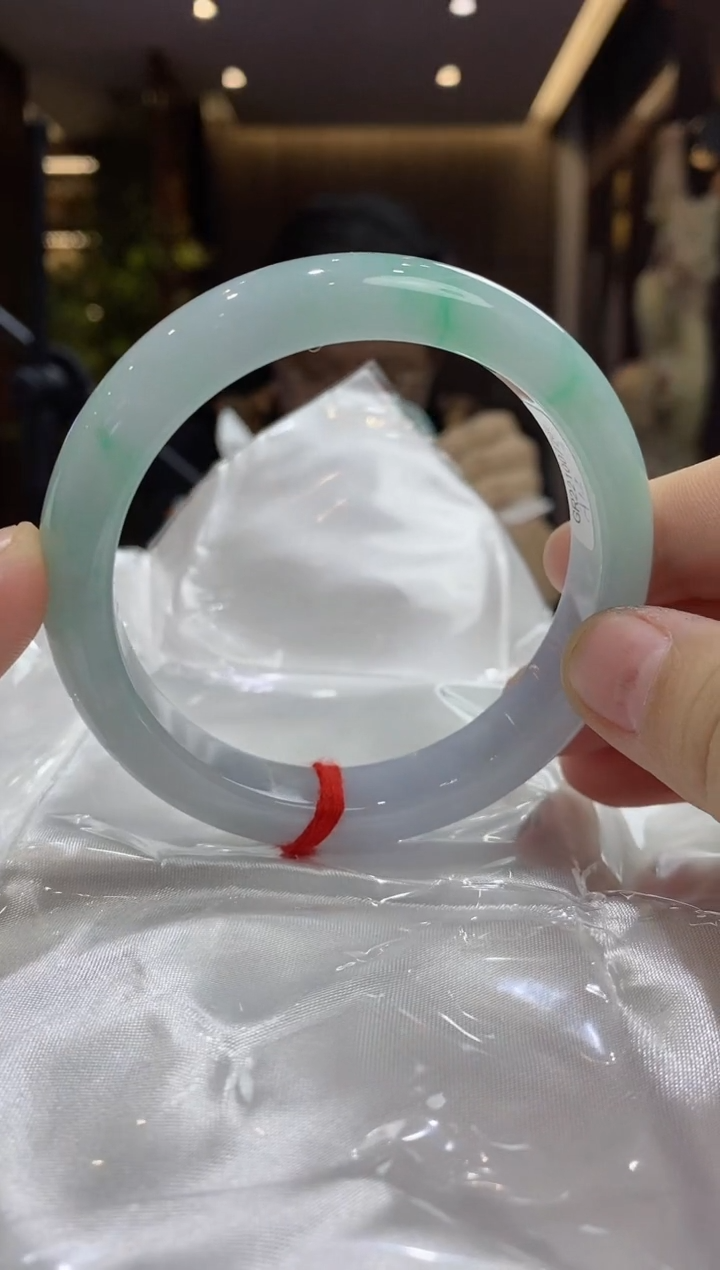 【闪购商品】翡翠手镯未镶嵌21号58-59圈口