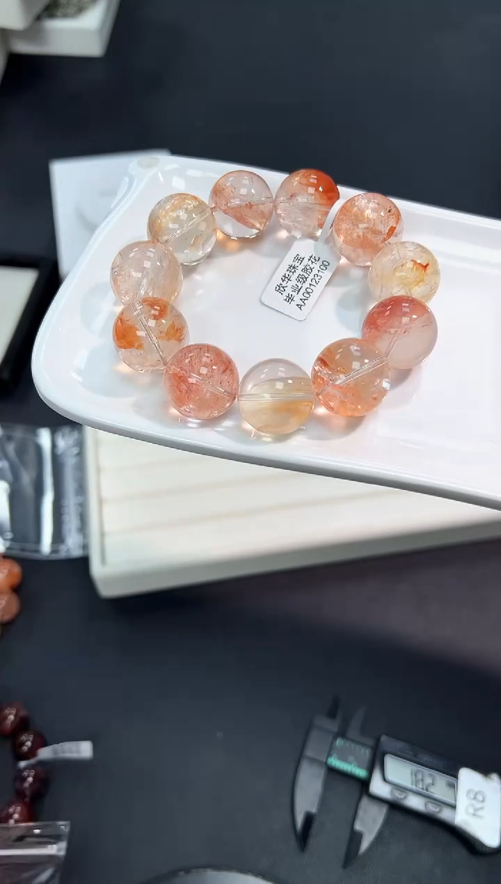 【闪购商品】水晶手串未镶嵌32p多样性发其一/1条默认微瑕
