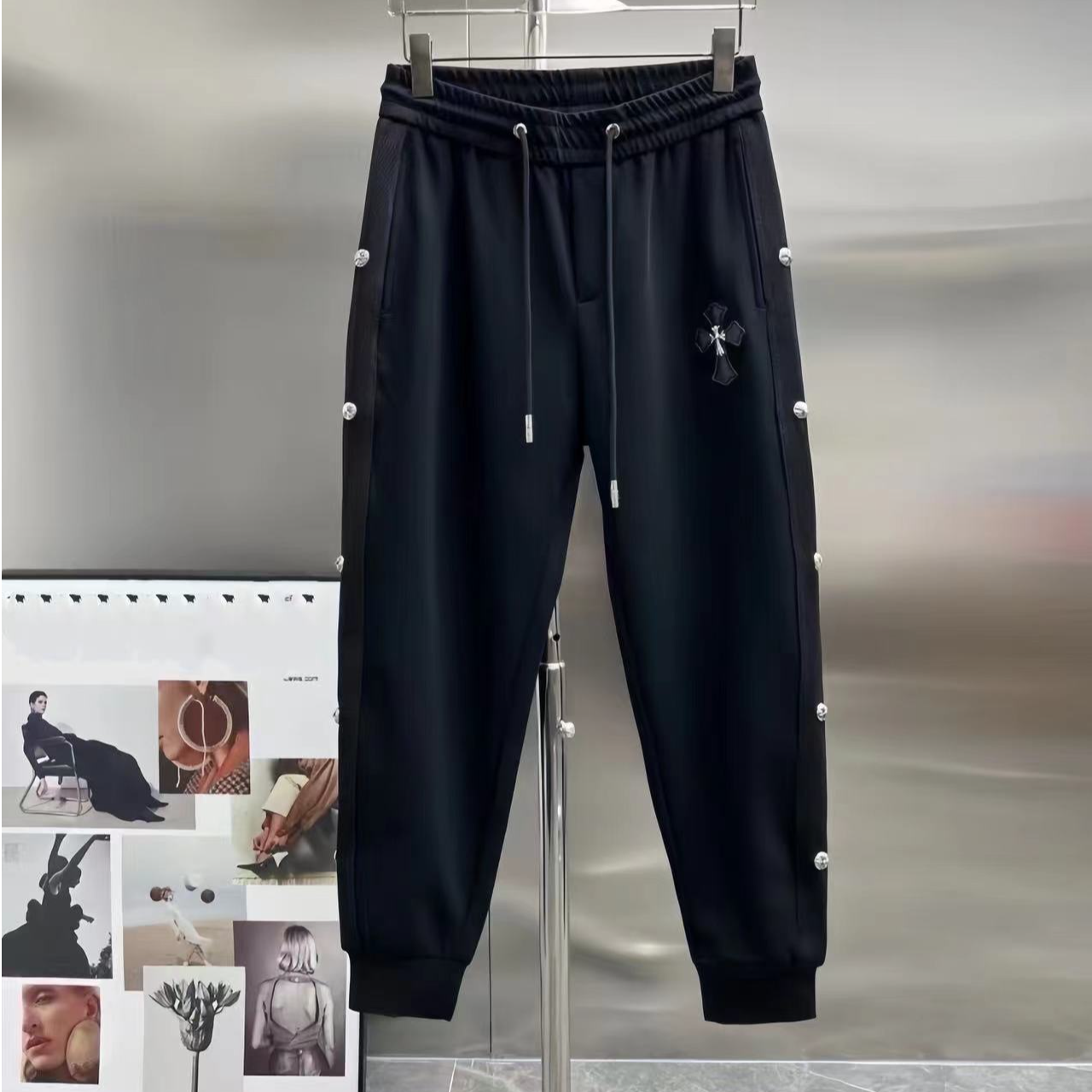 秋冬新款时尚百搭轻奢铆钉束脚休闲裤男士痞帅针织卫裤潮男