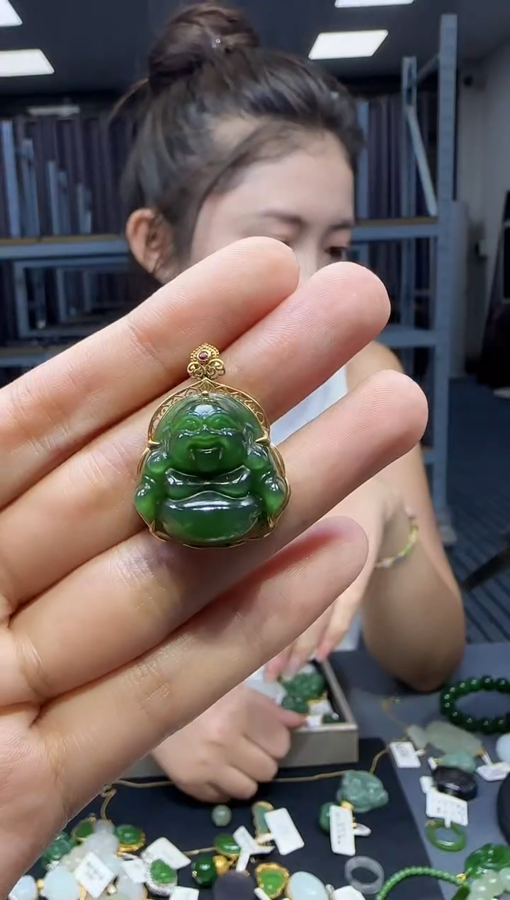 和田玉18K金镶嵌挂件1