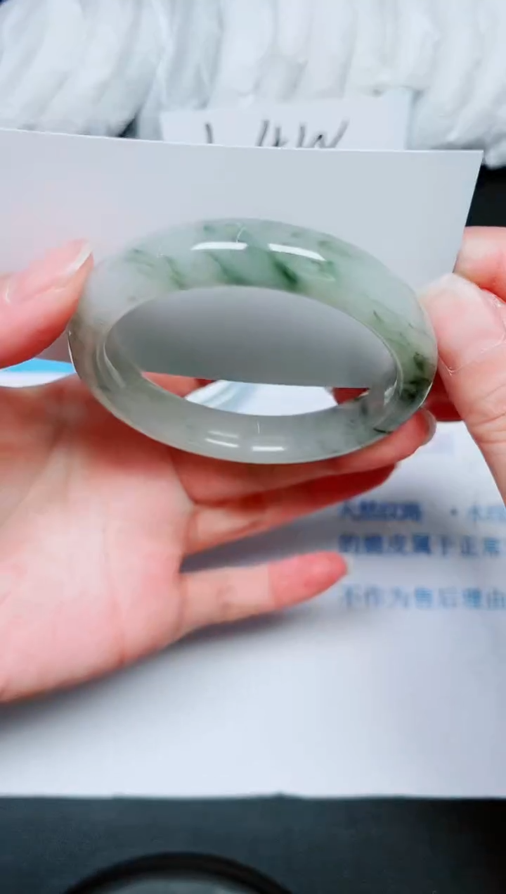 【闪购商品】石英质玉手镯未镶嵌多样性134