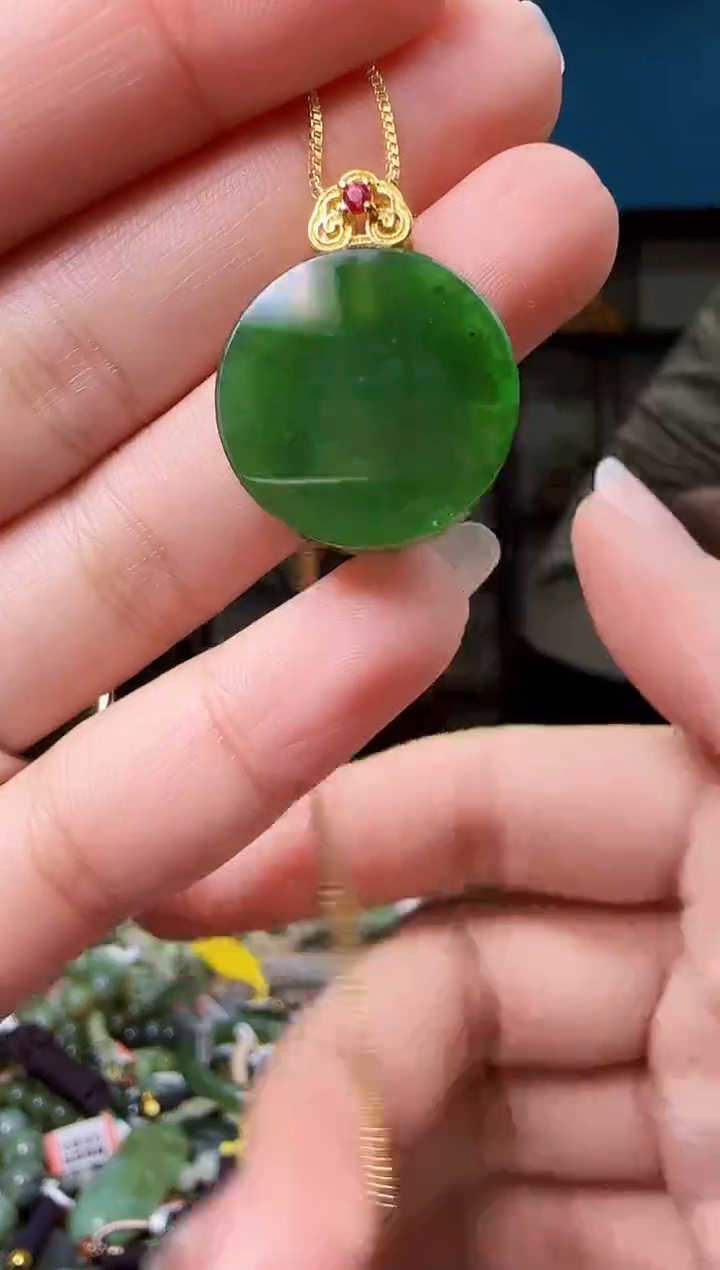 颈饰未镶嵌和田玉1