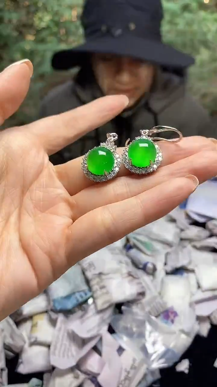 满色吊坠 所见即所得！