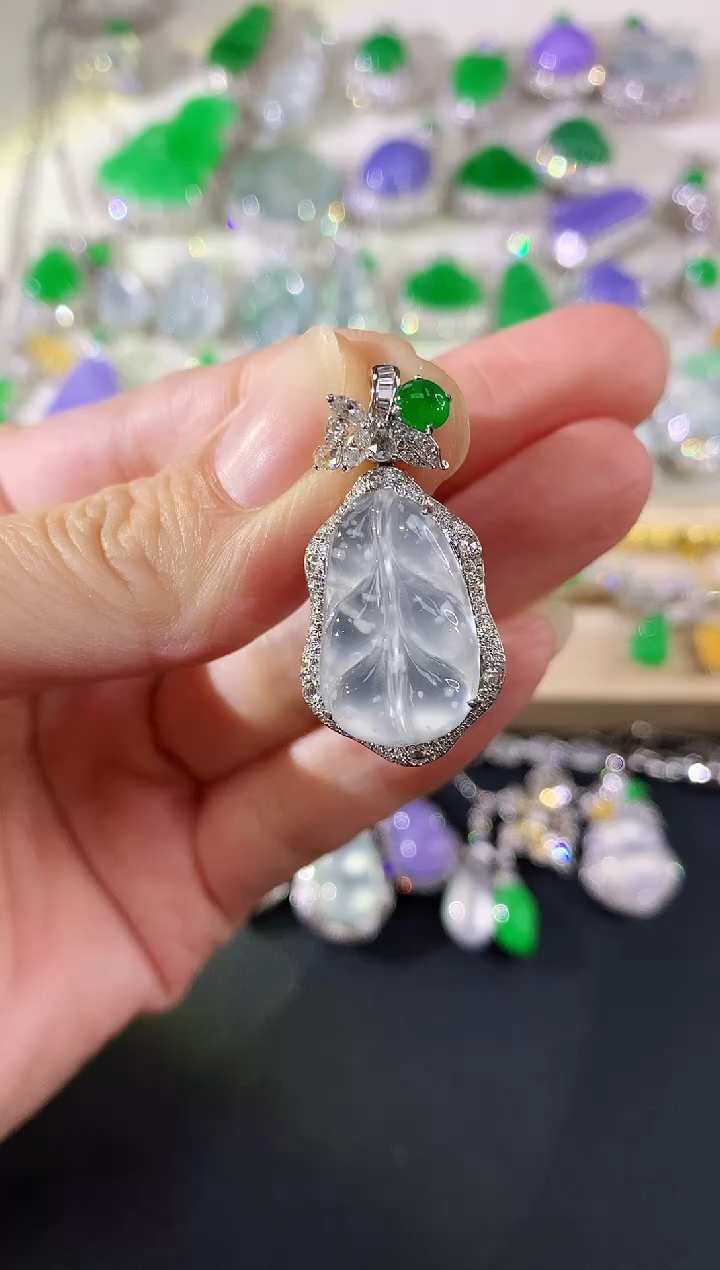 吊坠(不含链)18K金镶嵌翡翠174|29800