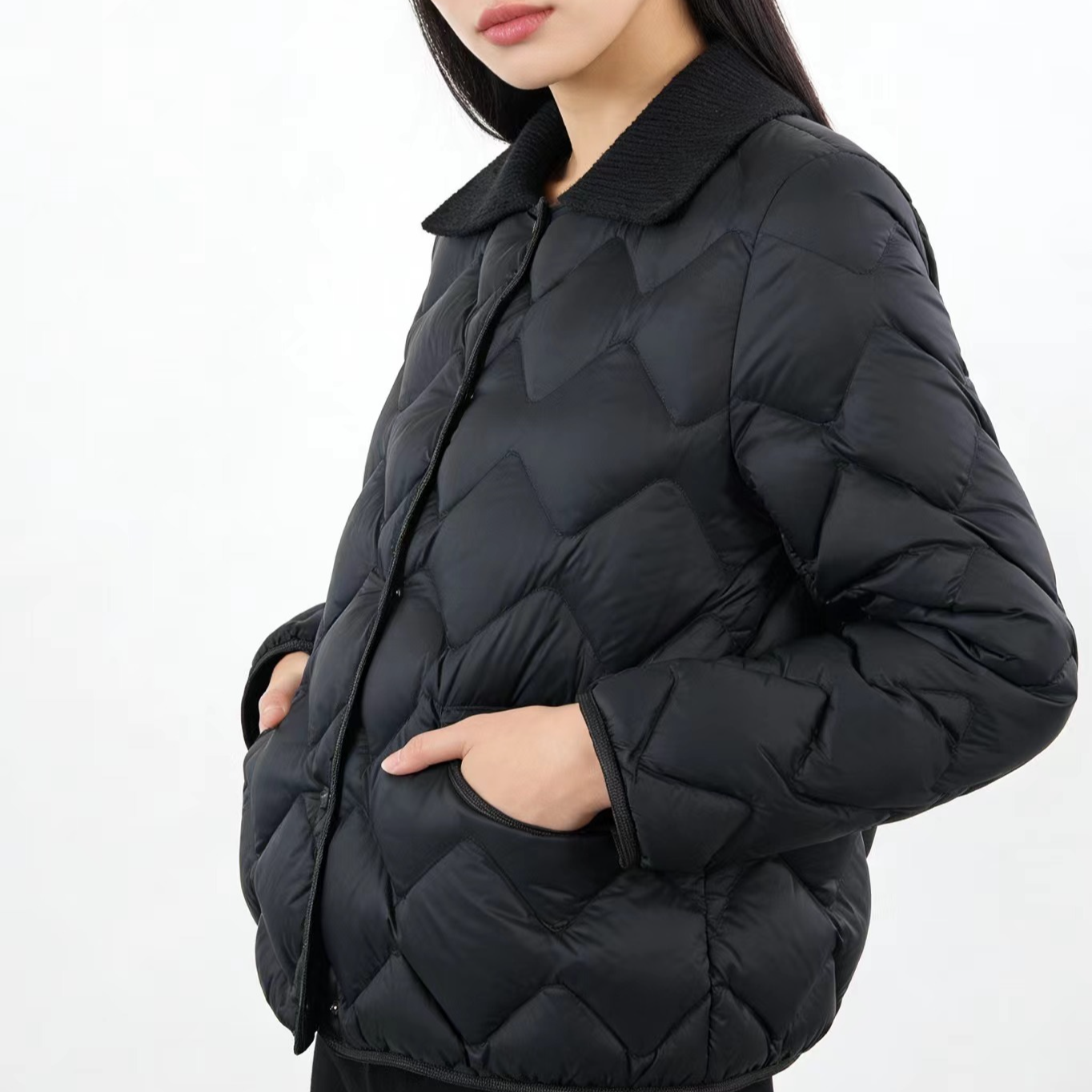 菱格衬衫领端口羽绒服