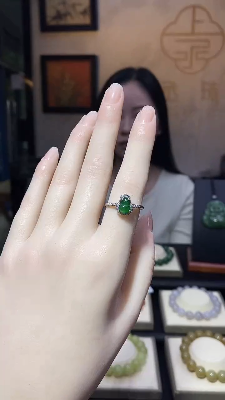 未镶嵌戒指翡翠翡翠葫芦戒指