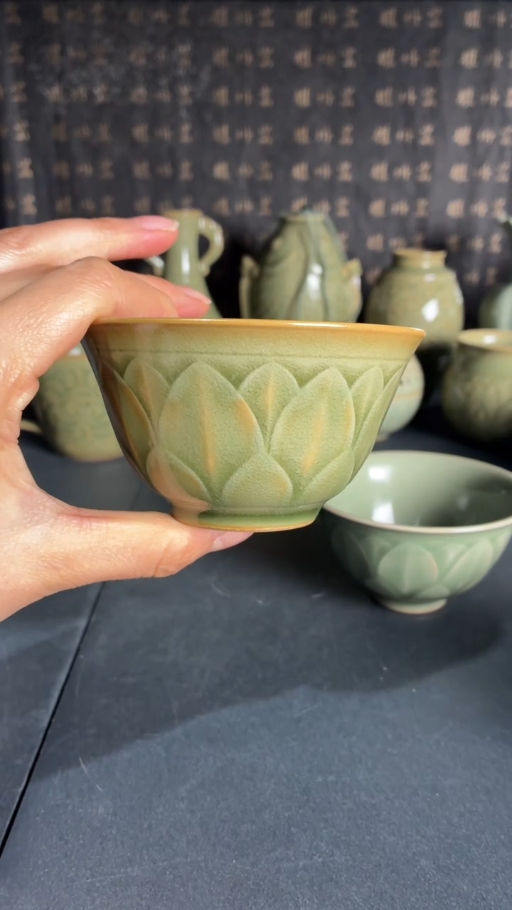 耀州窑仰山莲瓣杯