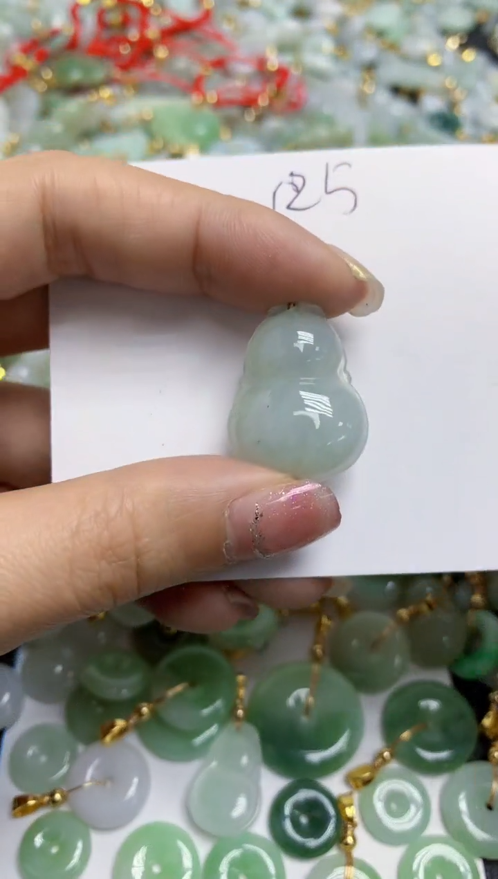 【闪购商品】翡翠颈饰合金天然翡翠A货