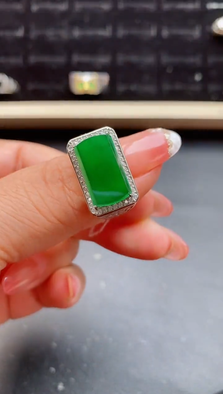 【闪购商品】翡翠戒指银S925镶嵌5080051