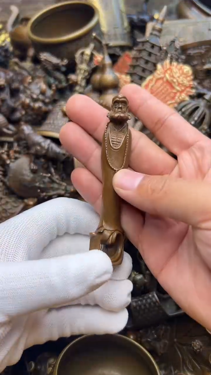 精美铜器，点击下单