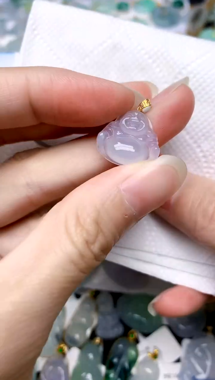 颈饰18K金镶嵌翡翠天然A货翡翠