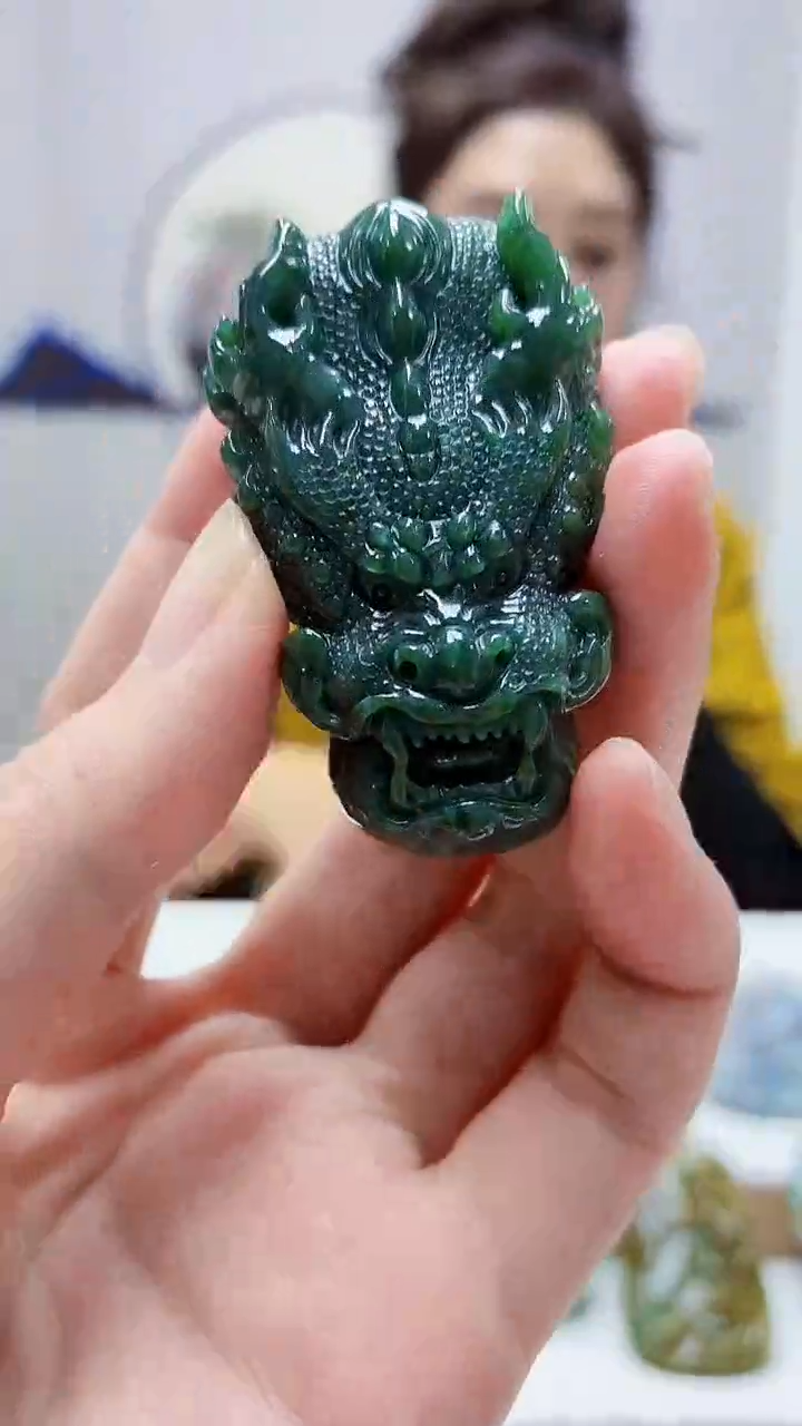 未镶嵌定制翡翠4829zm-毛货挂件9龙牌