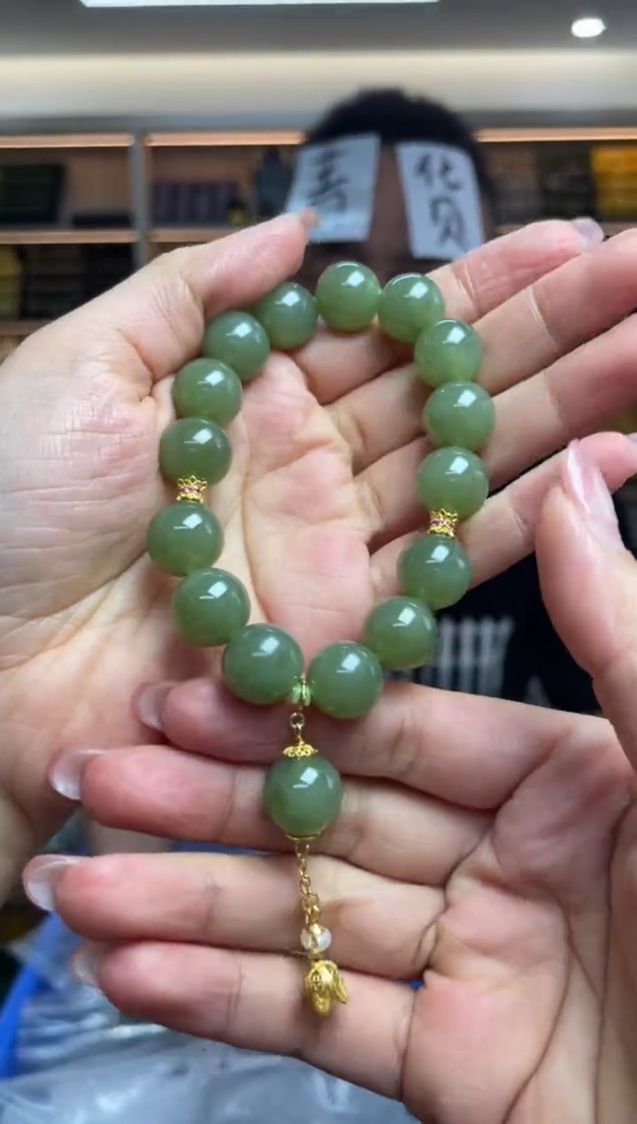 【闪购商品】和田玉·未镶嵌多样性发一件