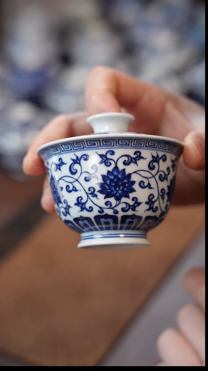 春风缠枝盖碗111111