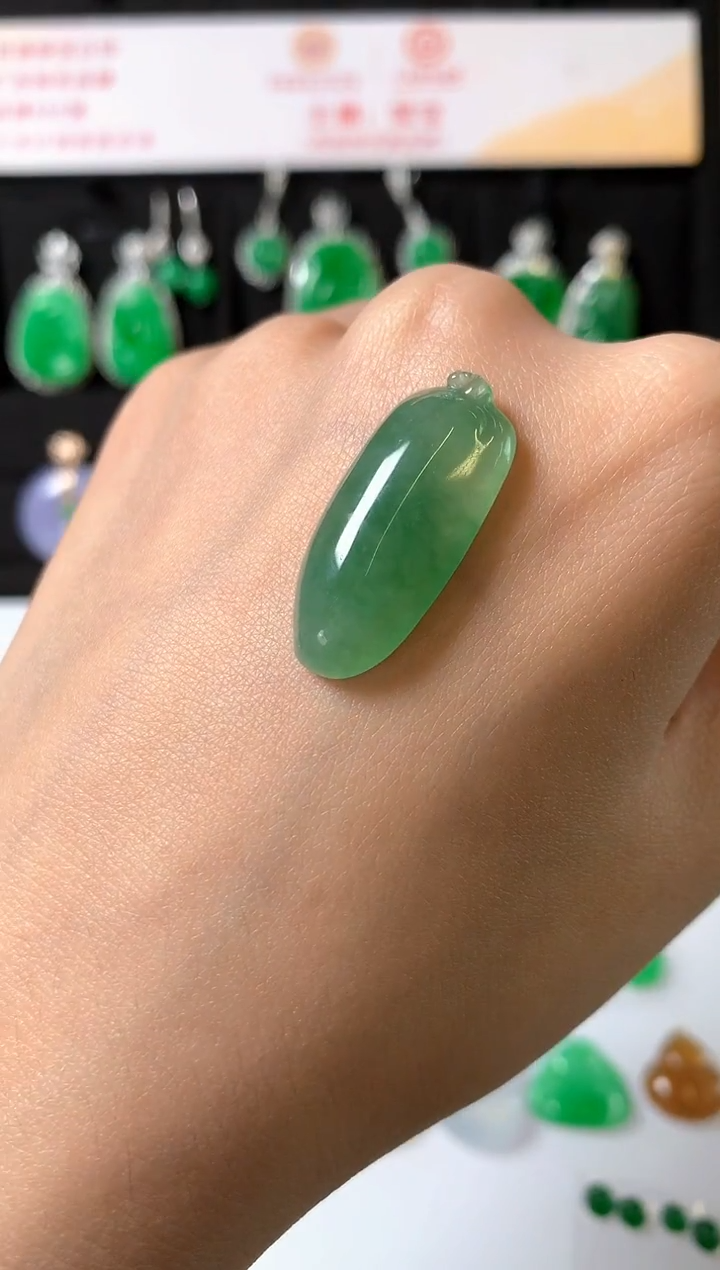 未镶嵌定制翡翠裸石（镶嵌定制）