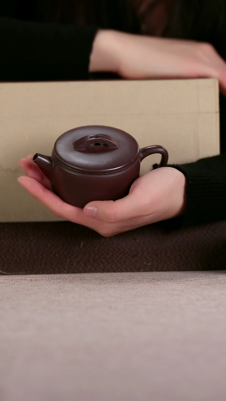 茶壶紫砂老紫泥精工平底汉瓦