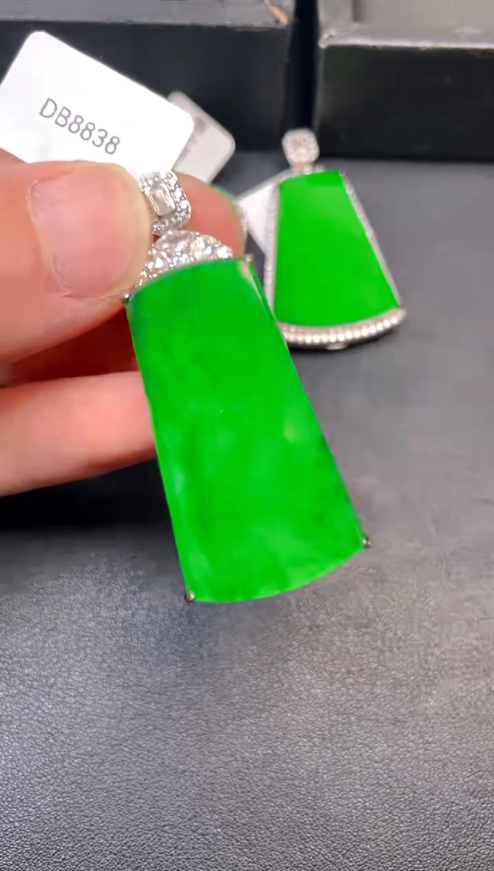 吊坠(不含链)银S925镶嵌翡翠吊坠