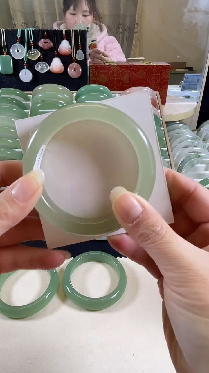 未镶嵌手镯东陵石57圈