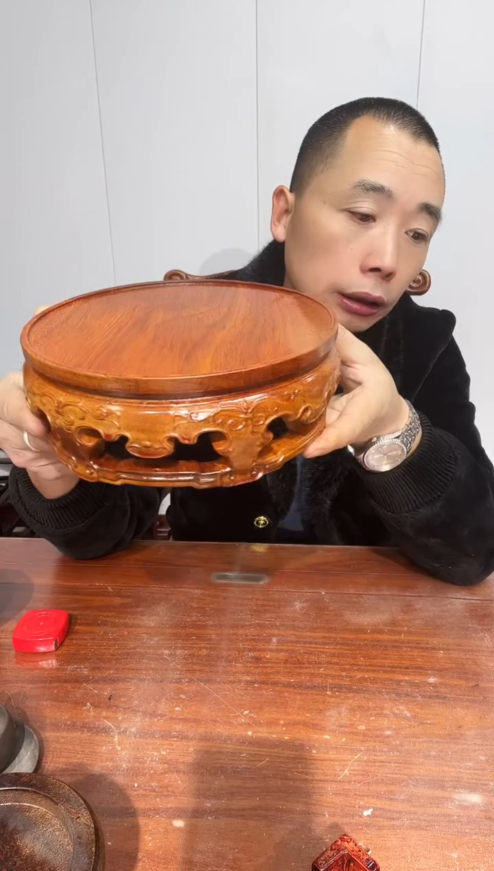 木 老花整木雕刻圆形20*22*8