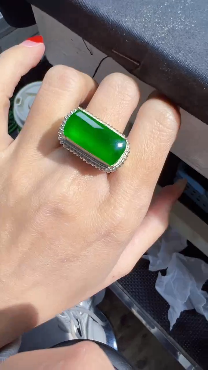 【闪购商品】定制翡翠未镶嵌戒指1