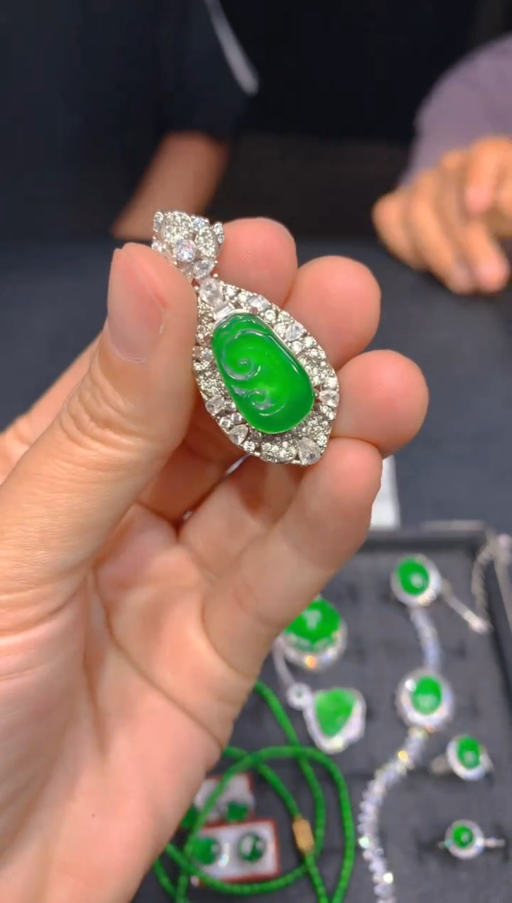 【闪购商品】定制翡翠未镶嵌281多样性发货（发其一）