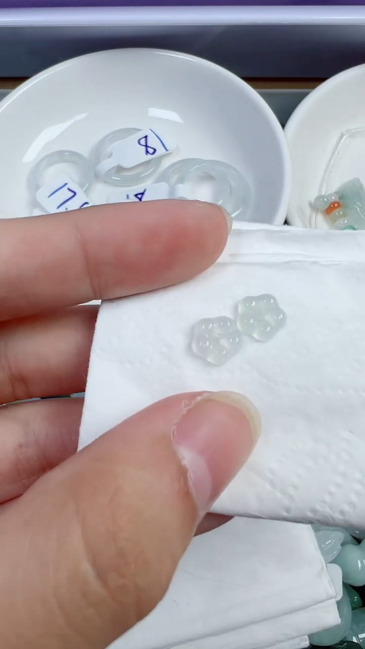 散珠翡翠535号链接，A货翡翠