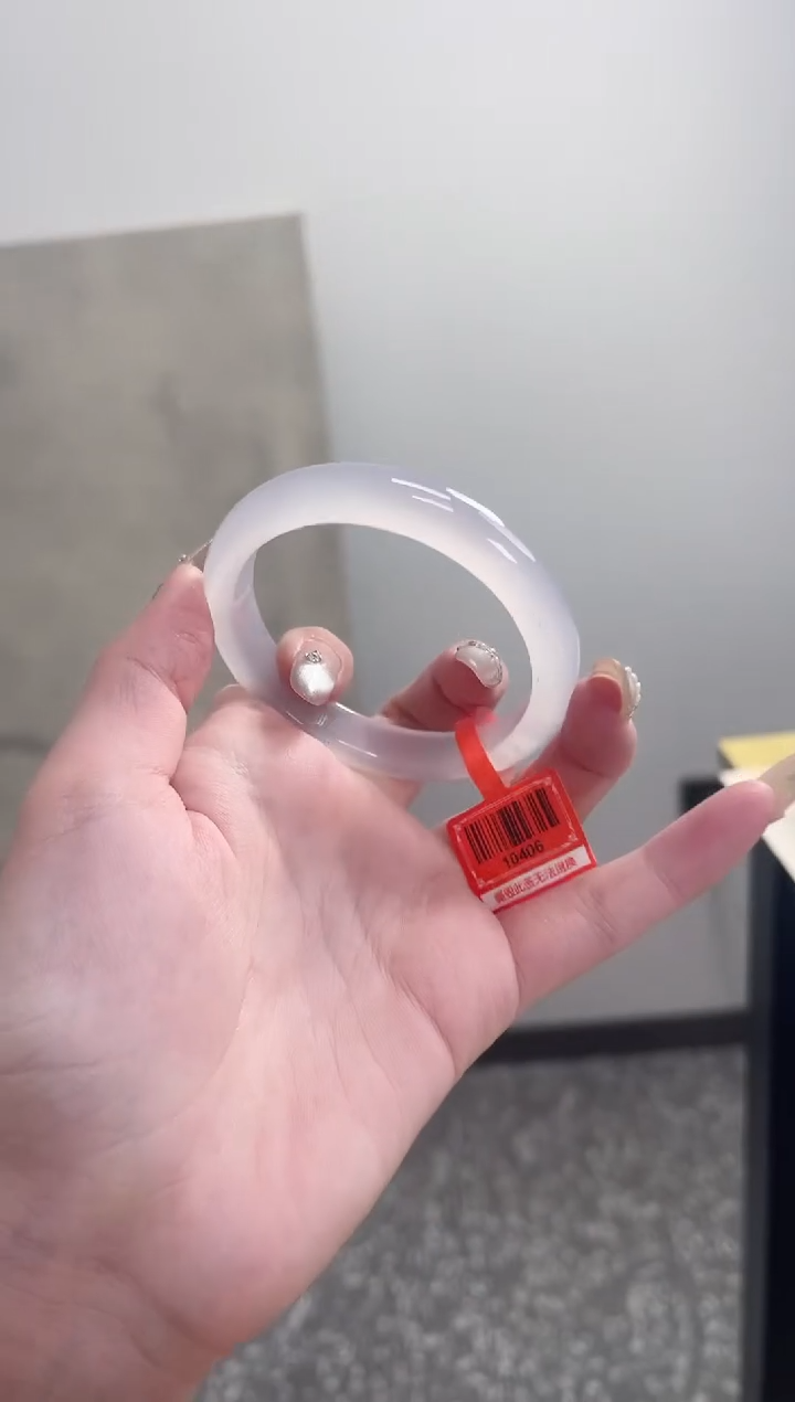 【闪购商品】玛瑙/玉髓手镯未镶嵌55-56圈 需要包容