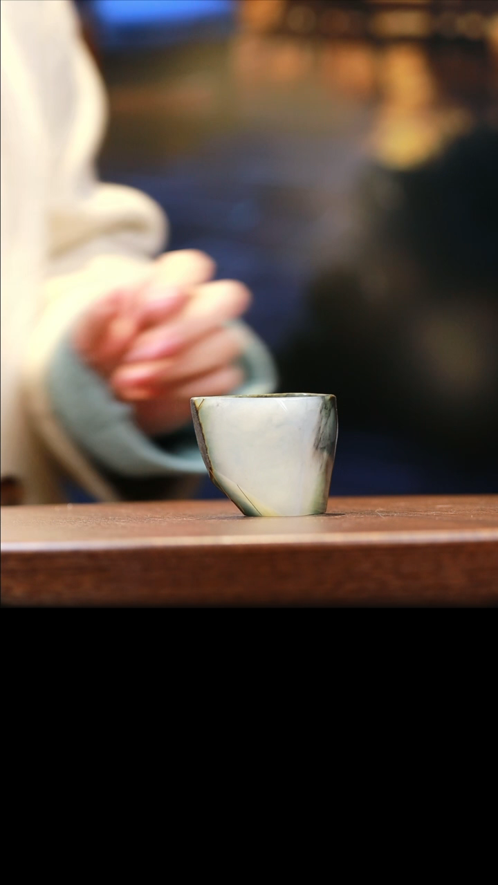 【闪购商品】定制翡翠未镶嵌翡翠随形主人杯