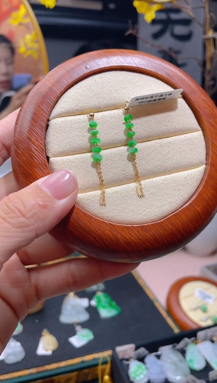 【闪购商品】翡翠颈饰18K金镶嵌假一赔三