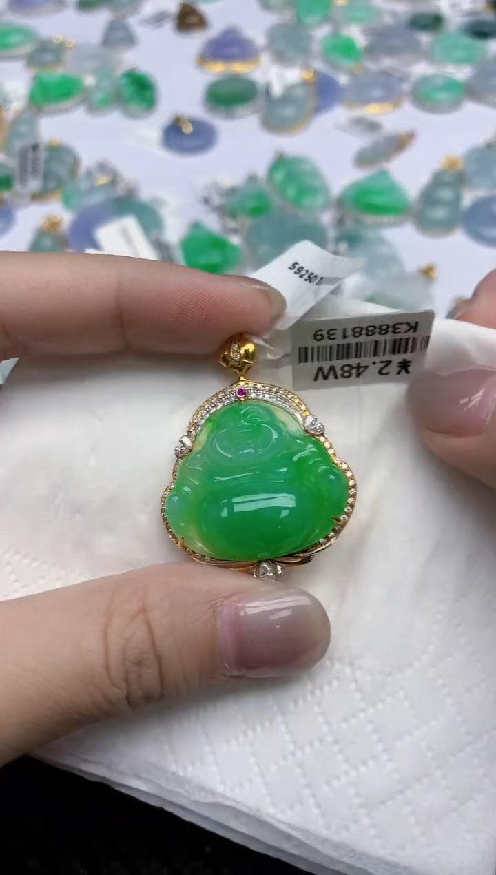 【闪购商品】翡翠颈饰18K金镶嵌天然翡翠A货