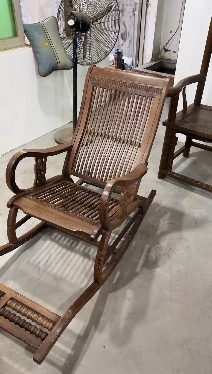 【闪购商品】鸡翅木类成套家具摇椅