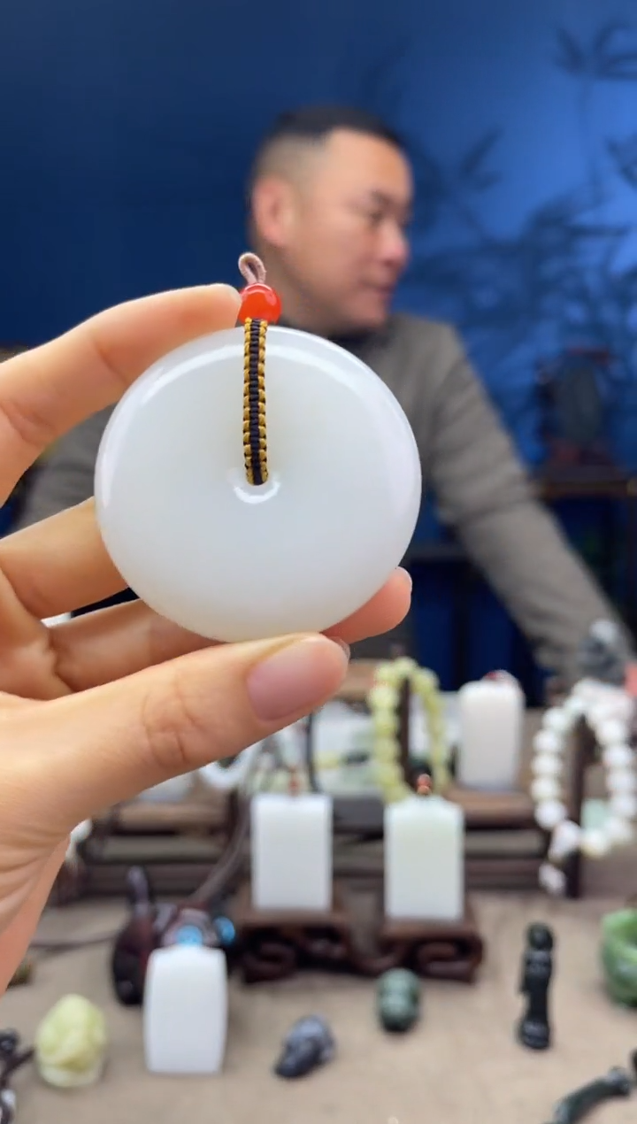 【闪购商品】和田玉颈饰未镶嵌1