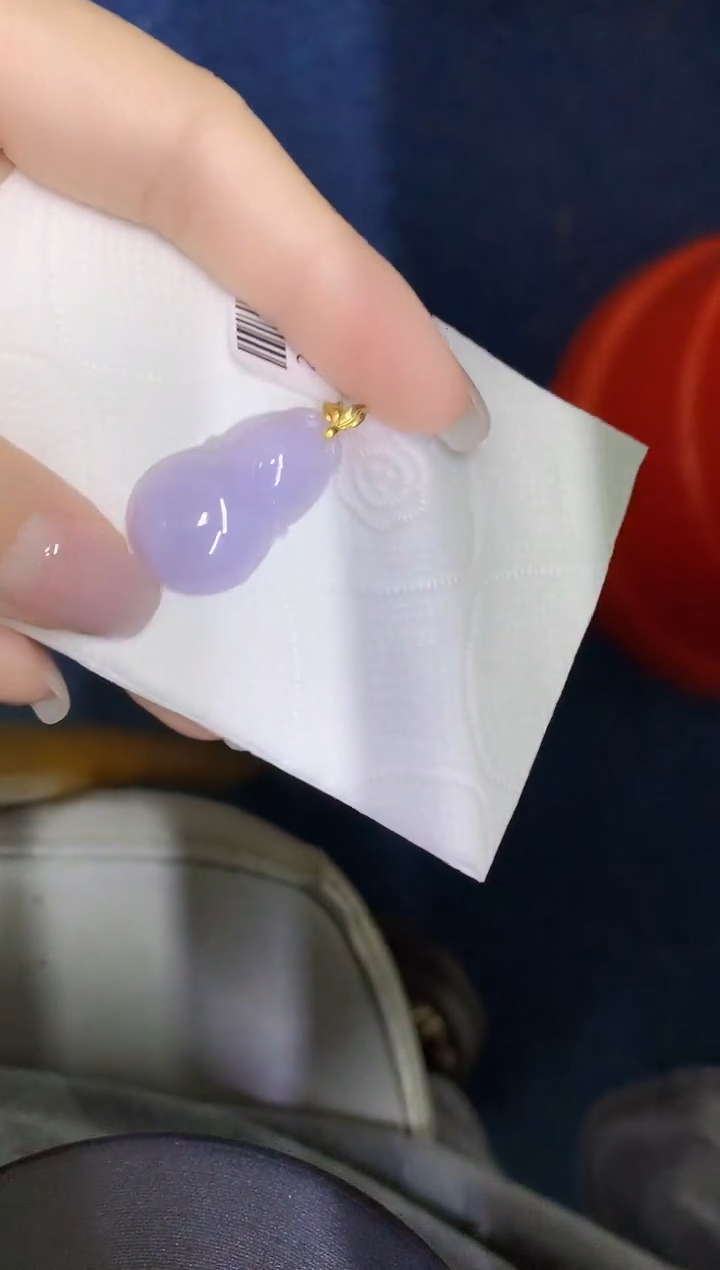 颈饰18K金镶嵌翡翠缅甸天然翡翠A货