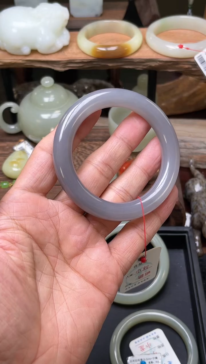 【闪购商品】和田玉手镯未镶嵌青海烟紫 57圈 9006746