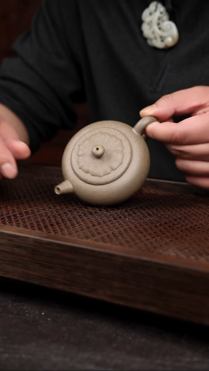 【闪购商品】紫砂茶壶粗砂青段莲蒲