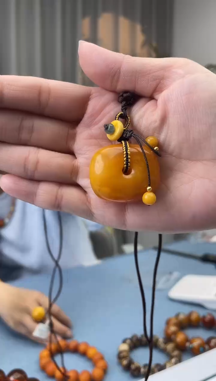 【闪购商品】蜜蜡珠宝奇石未镶嵌假一罚十，发一件09