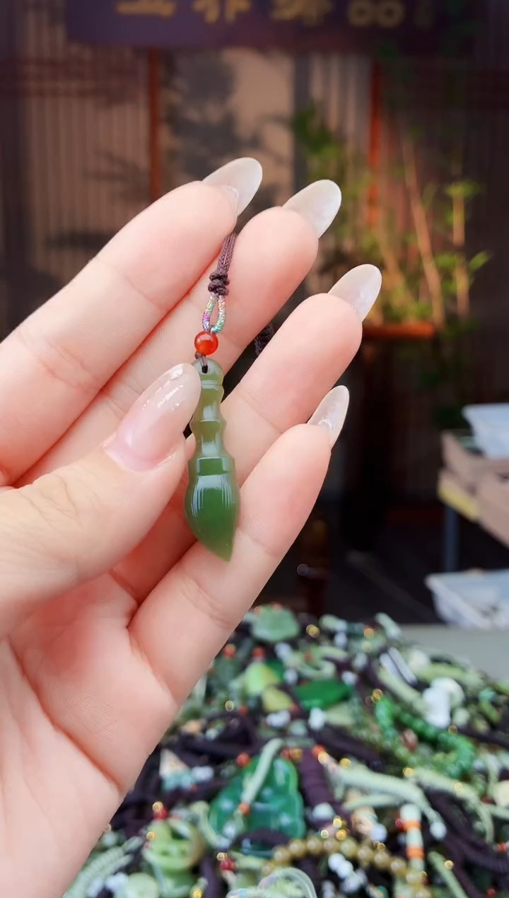 颈饰未镶嵌和田玉多样性发货拍一发一