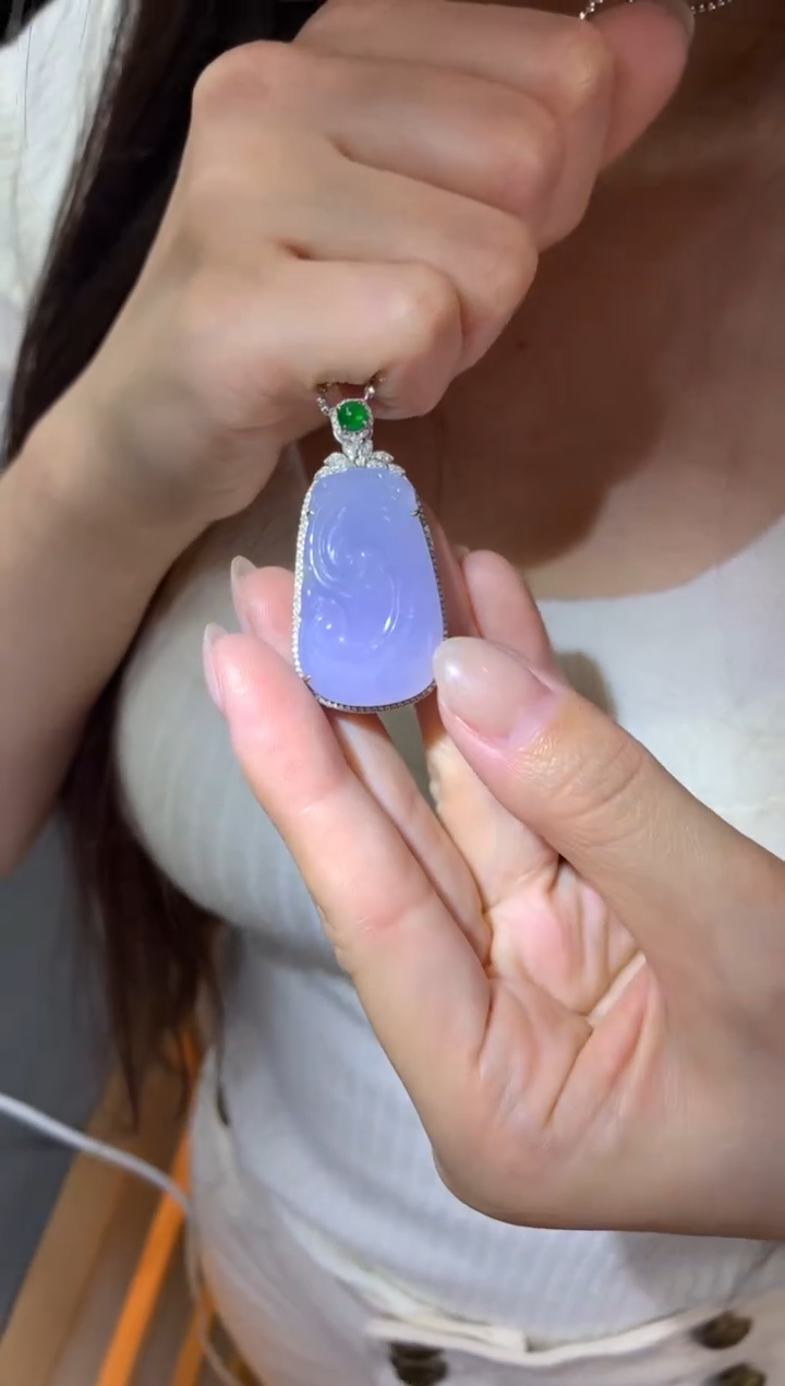 【闪购商品】翡翠颈饰18K金镶嵌|不退不换