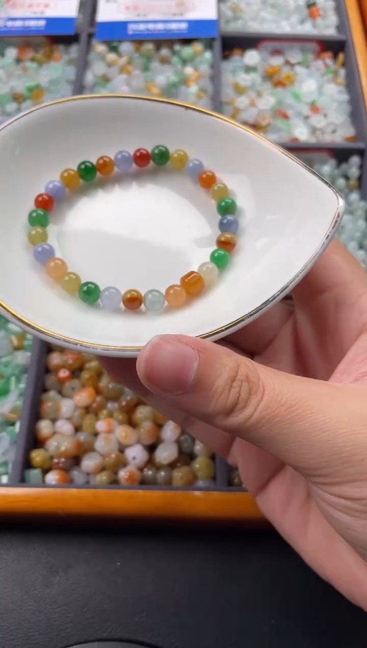 【闪购商品】翡翠颈饰未镶嵌0000012345