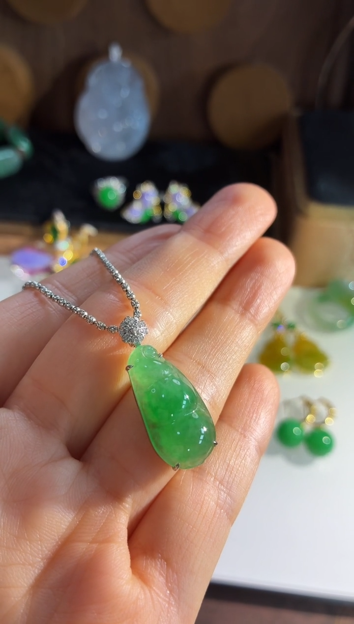 吊坠(不含链)18K金镶嵌翡翠吊坠