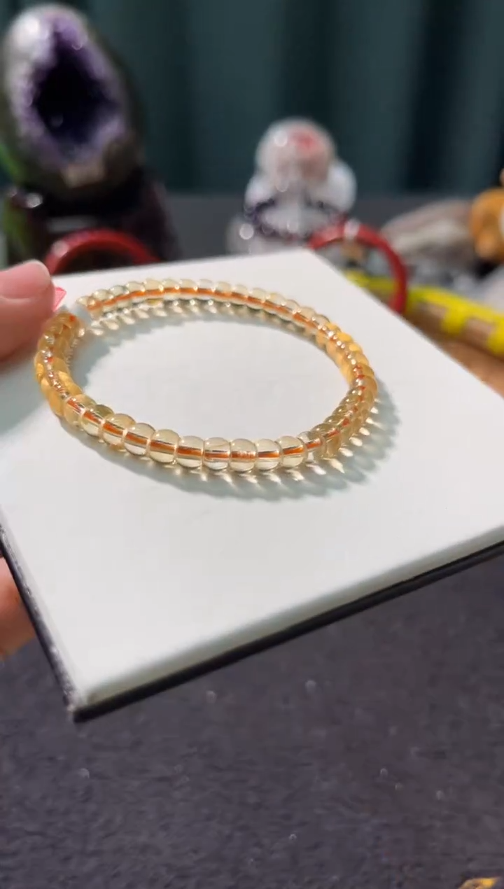 【闪购商品】水晶手链未镶嵌70多样性发其一/5+