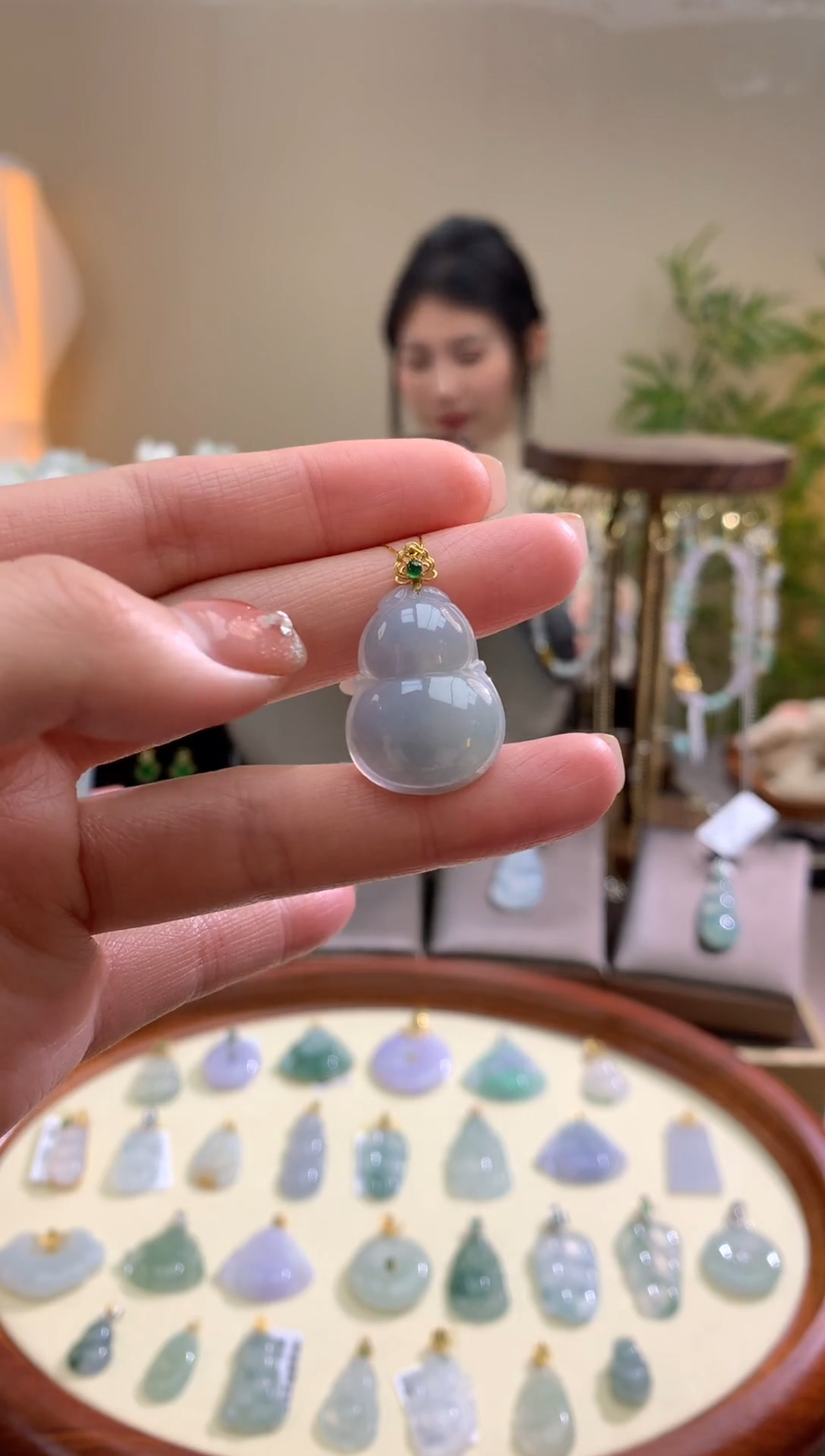 【闪购商品】翡翠颈饰18K金镶嵌葫芦