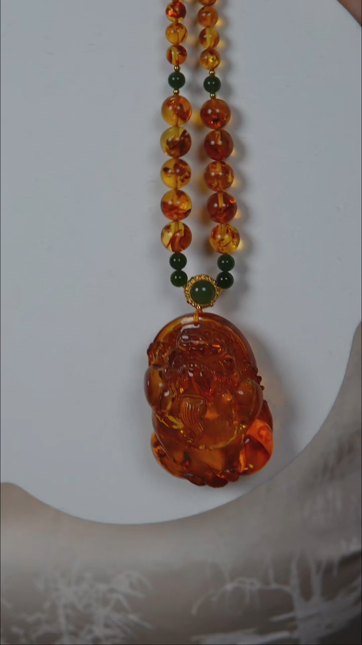 琥珀（花珀）项链未镶嵌花珀貔貅